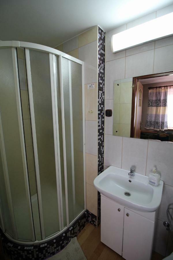 Bar Malwa Motel Aleksandrów Łódzki Kültér fotó